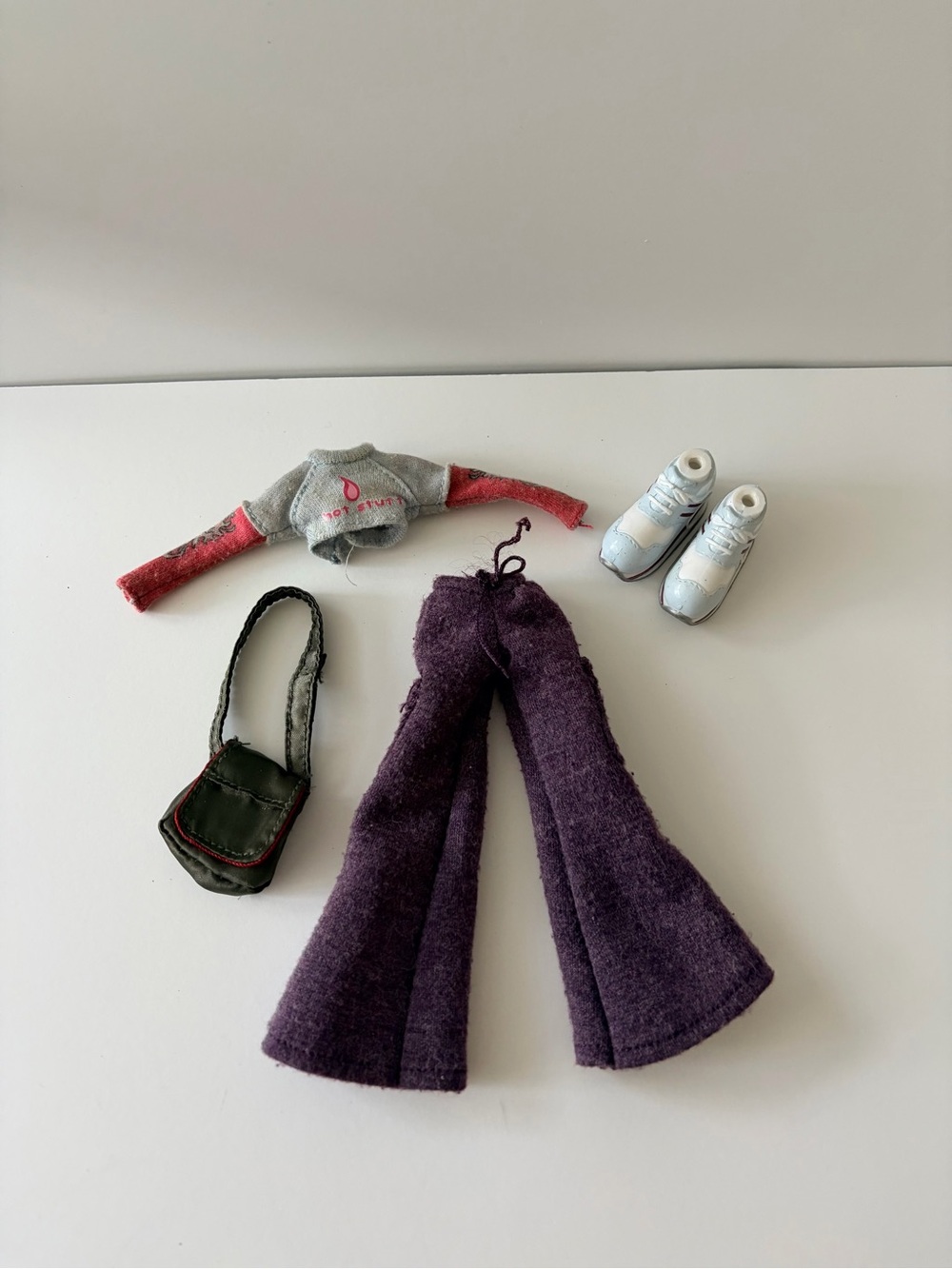 Bratz Study Hall Fashion Pack